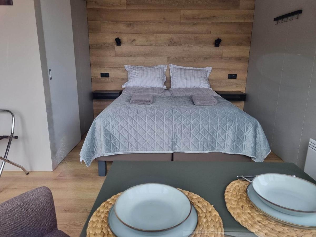 New And Well Furnished Studio Apartment For Two 30 Km From Kirkjubaejarklaustur Perfect Place To Stay At Right Between Black Beach And Joekulsarlon Dış mekan fotoğraf